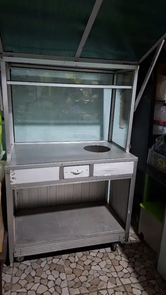 Jual etalase aluminium
