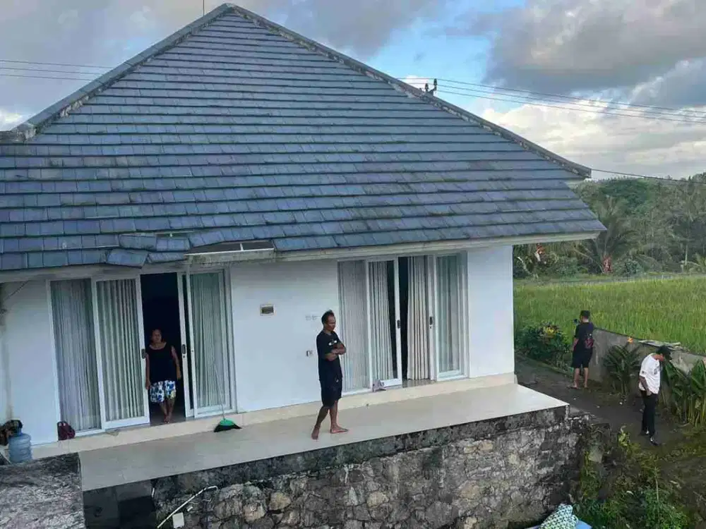 jual tanah dan bangunan villa view sawah terasering dan gunung yang cantik.