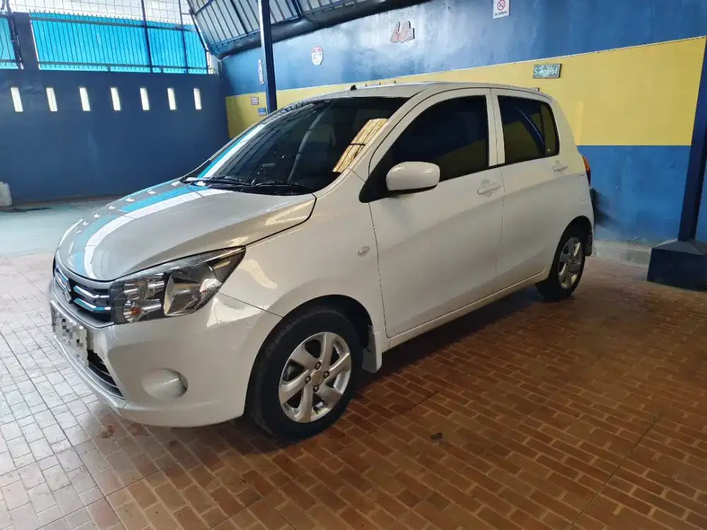 Suzuki celerio manual putih