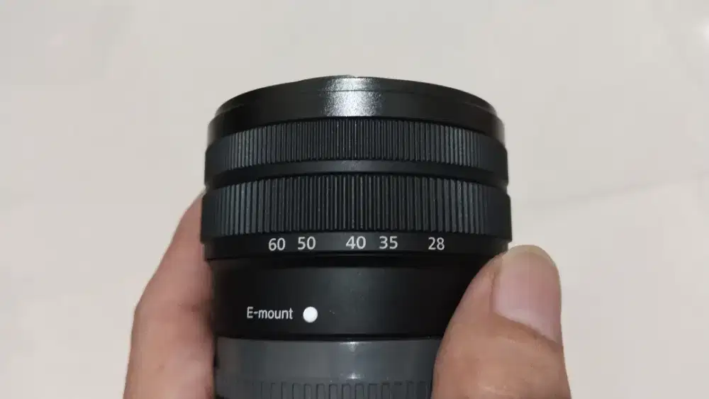 Lensa sony FE 28-60