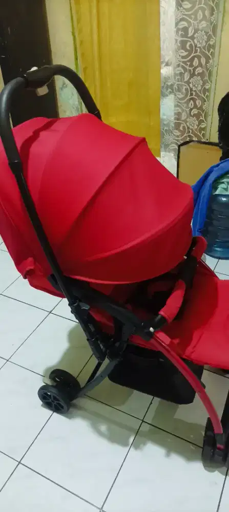 Stroler / kereta bayi merk babydoes 2 arah