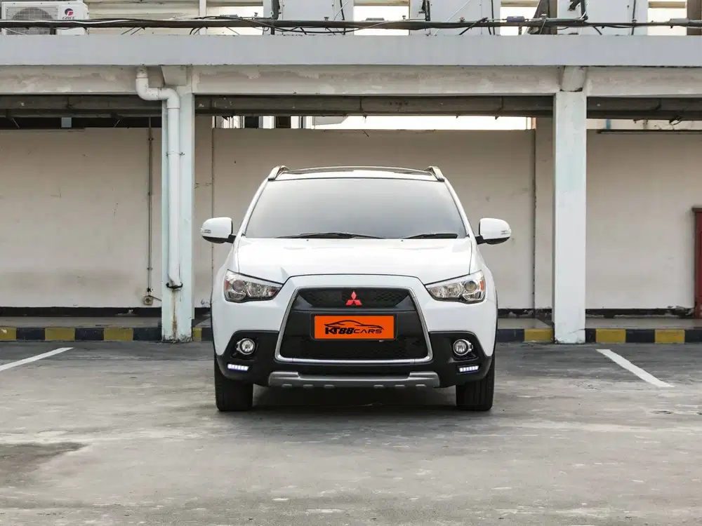 MITSUBISHI OUTLANDER PX 2013 AT