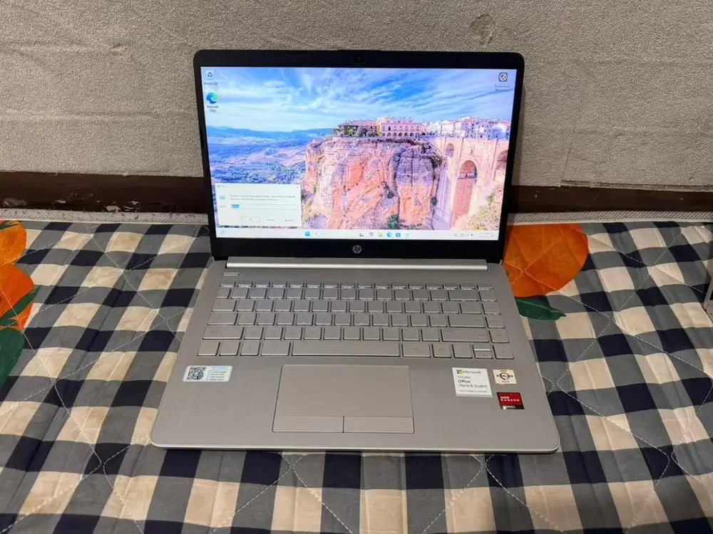 HP 14s dk1506au amd athlon 3150u mulus 1000% seperti baru like new