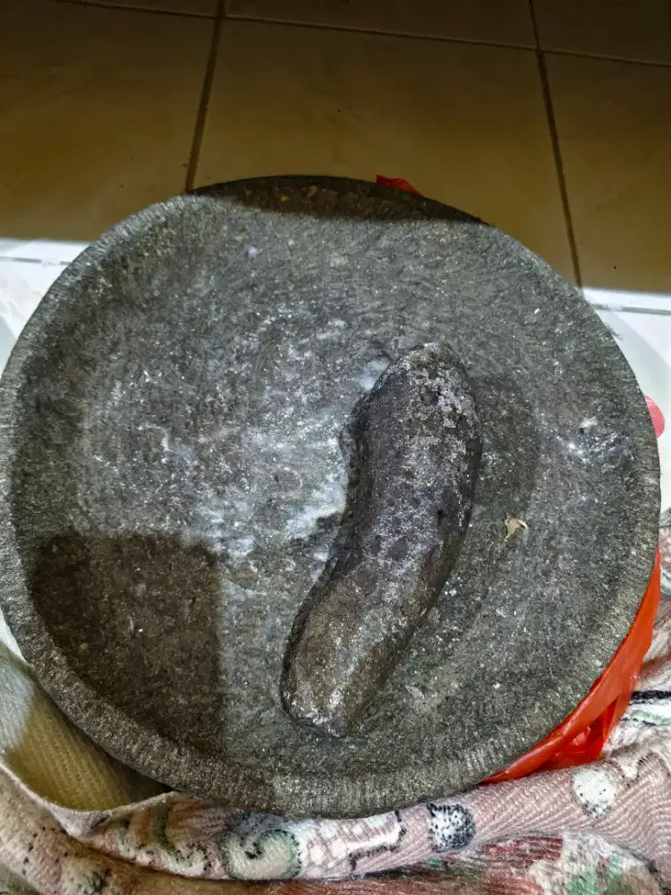 Di jual ulekan jumbo batu asli