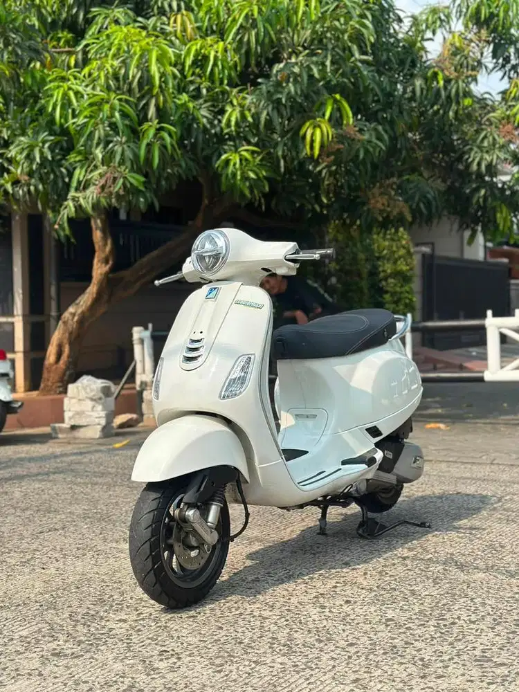 Vespa LX 125 IGET Facelift 2025