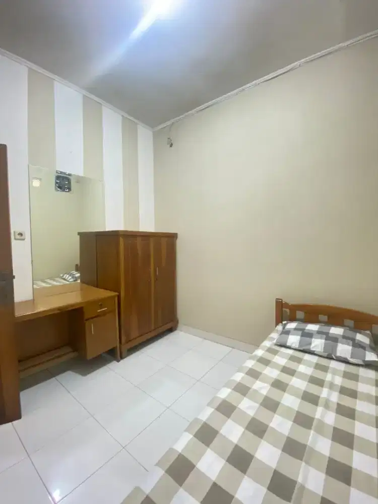Kost Tebet Khusus Karyawati Dekat KOKAS