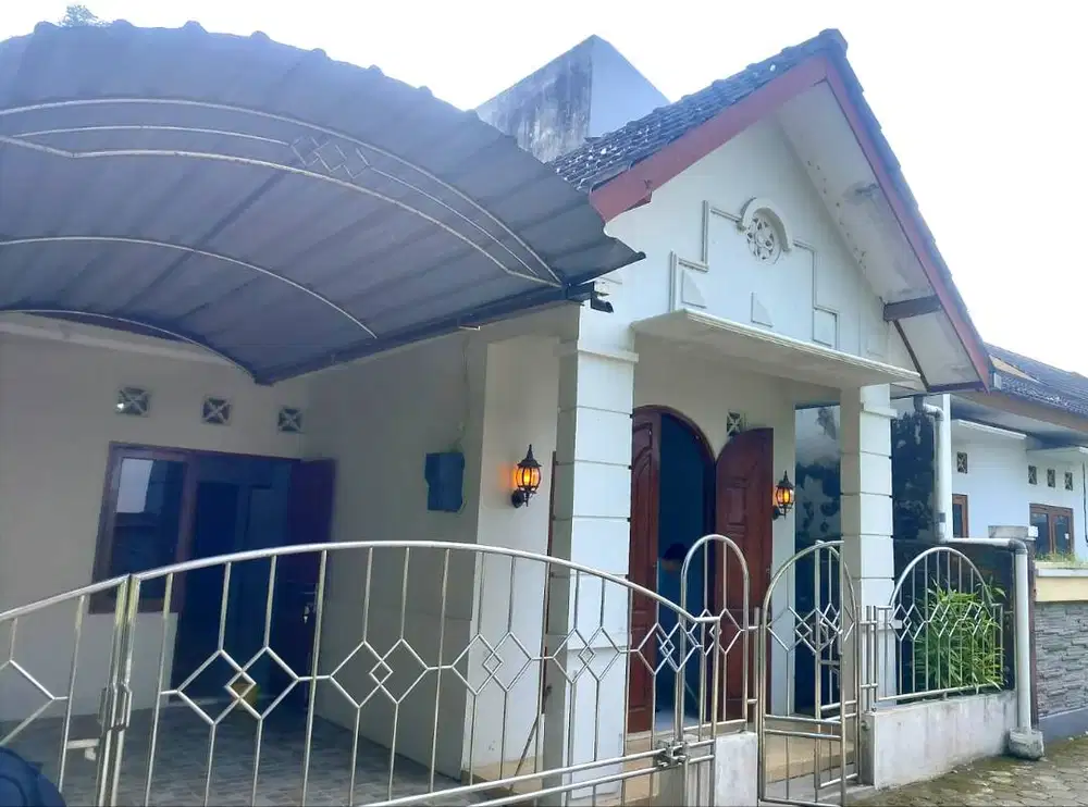 Rumah Lingkungan Perumahan di Tamantirto dekat Kampus UMY