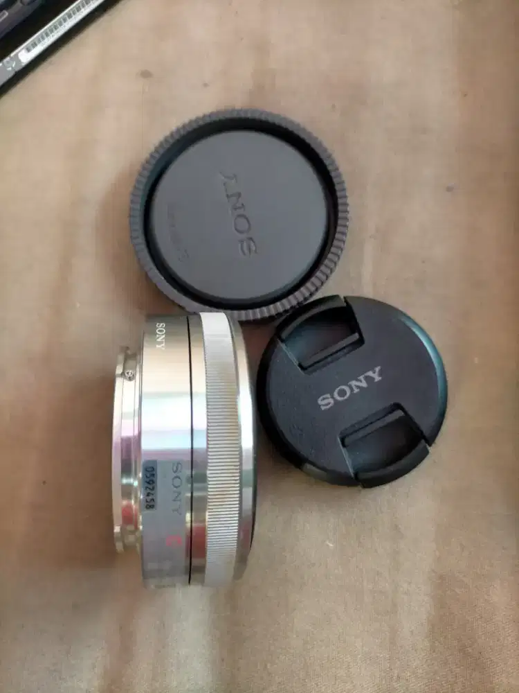 Lensa mirorles Sony E2 8/16