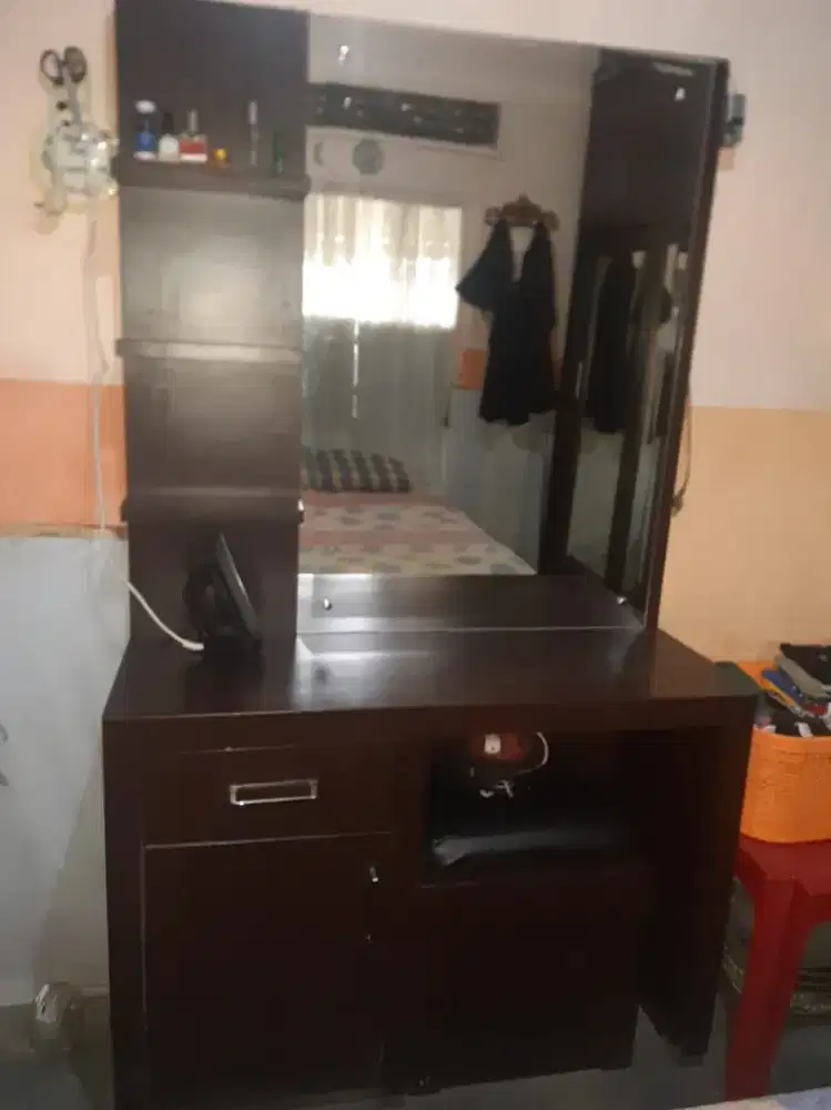 JUAL CEPAT LEMARI