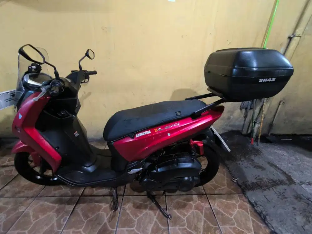 Lexi 125 Merah 2018 Lengkap