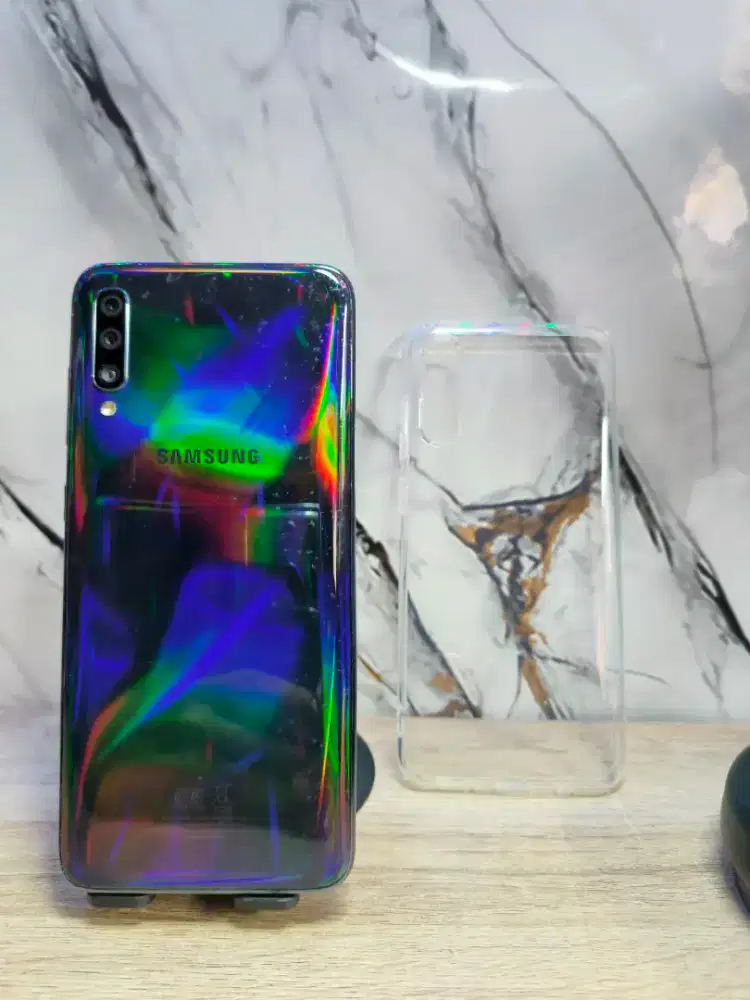 SAMSUNG A70 6/128GB RESMI