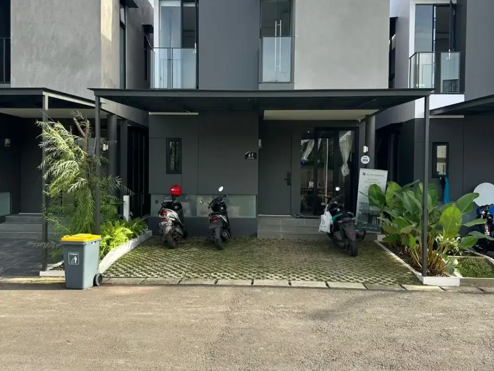 Rumah 2 lantai siap huni Ciputat dekat tol dan univ terbusat