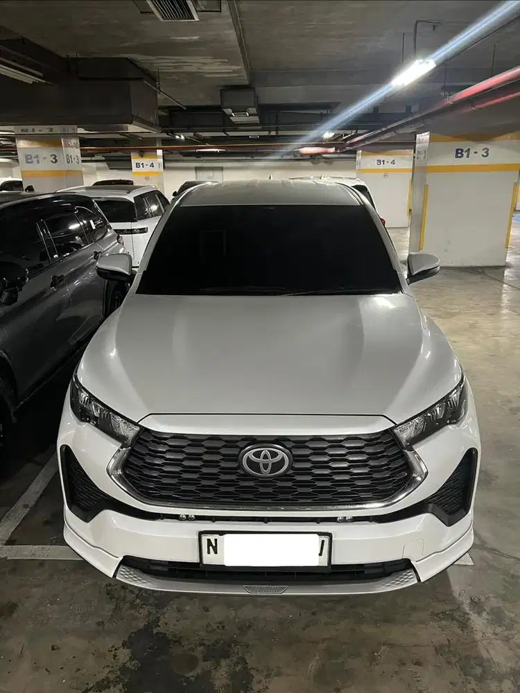 Innova zenix G Hybrid CVT 2024