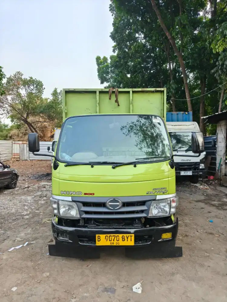 Hino Dutro 130MDL Double long 2010