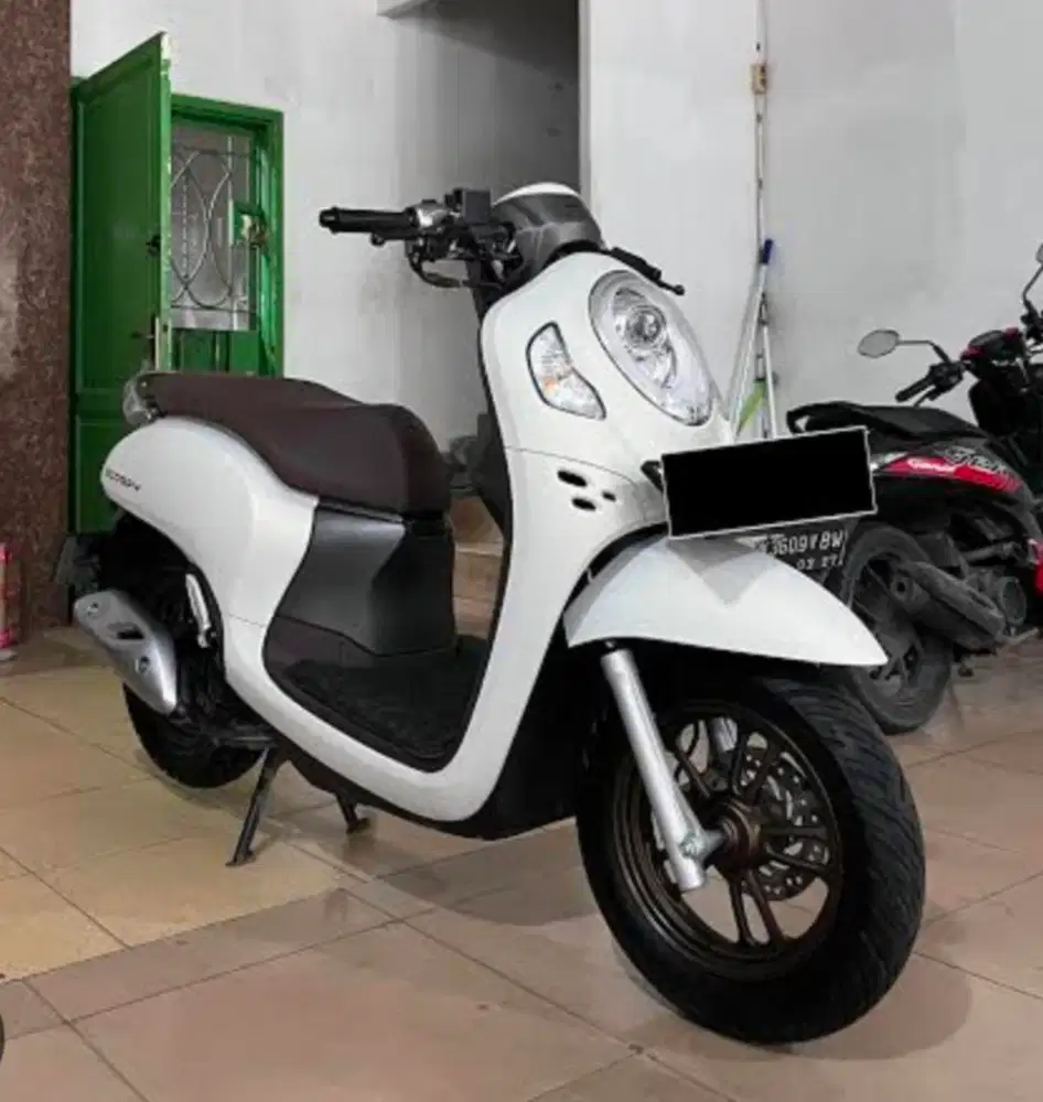 Scoopy prestige tahun 2024 low km 11rb/tt boleh gan cash lebih bagus