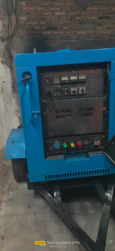 JUAL GENSET SILENT SOLAR 25 KVA TRAILER minus kelistrikan hidup lemah