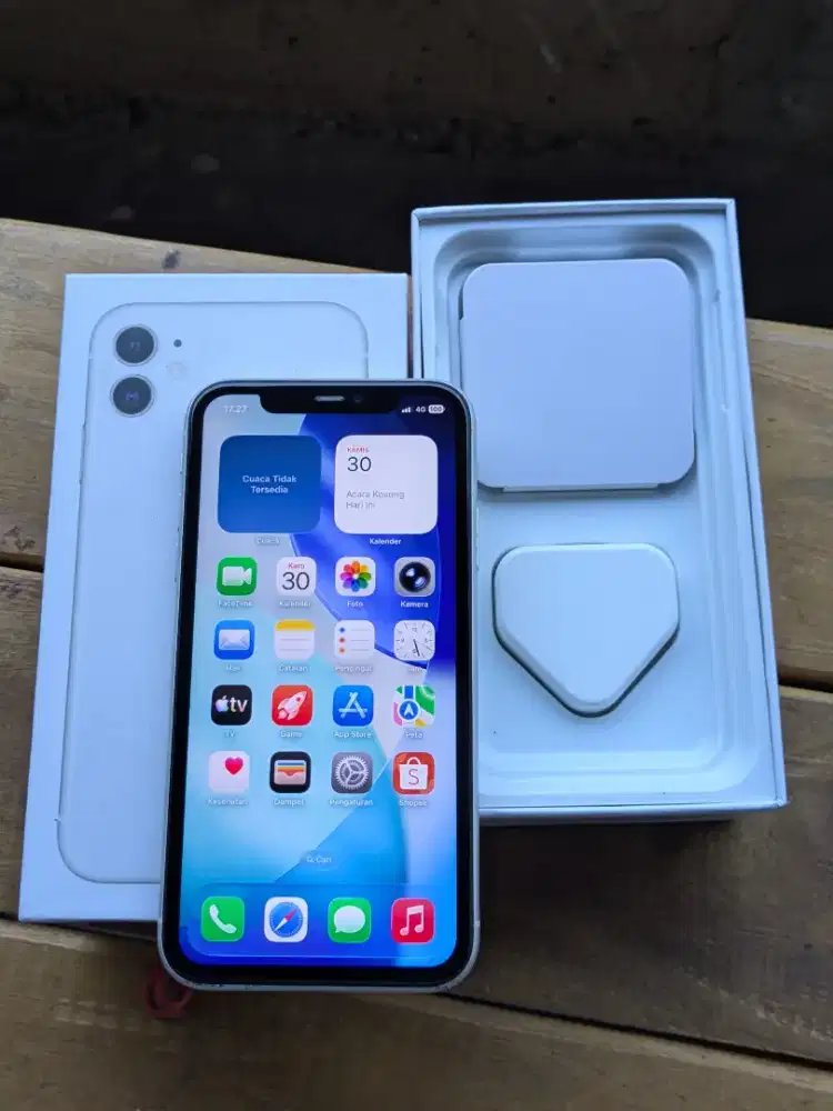 iPhone 11 64gb all operator