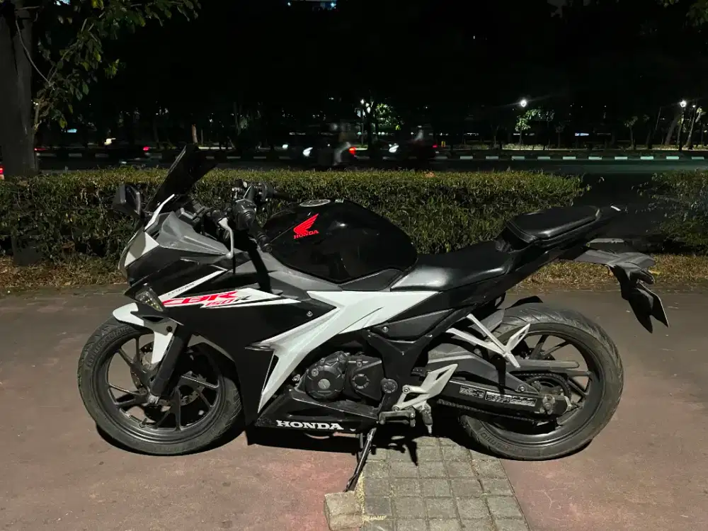 Honda CBR 2017 plat panjang
