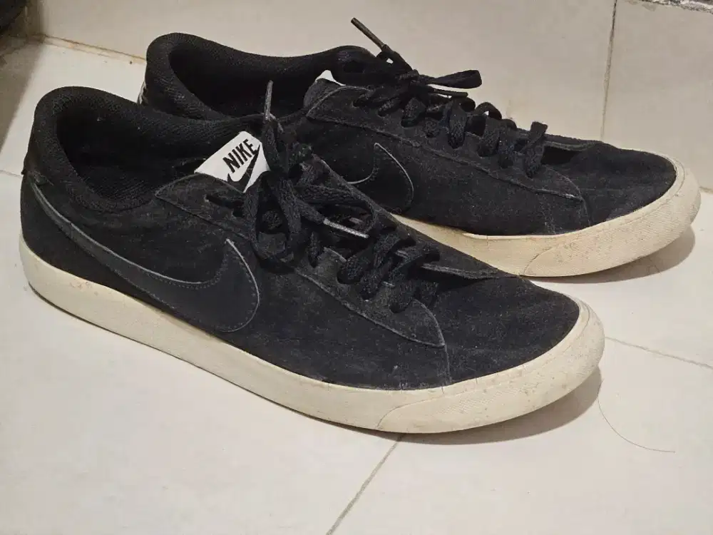 Sepatu Nike Suede Hitam Original 100% Sol Tebal - COD Tangsel/Jakbar