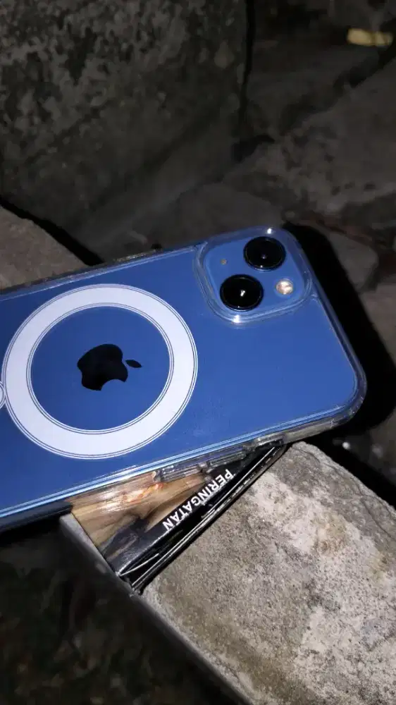 iPhone 13 room 128