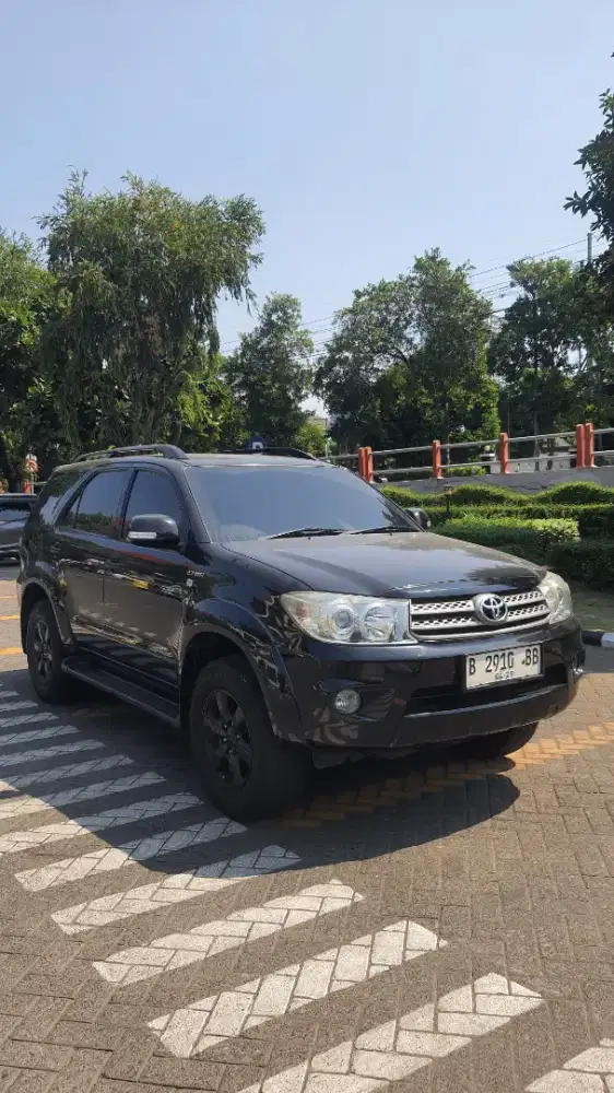 Fortuner 2.7 , Istimewa