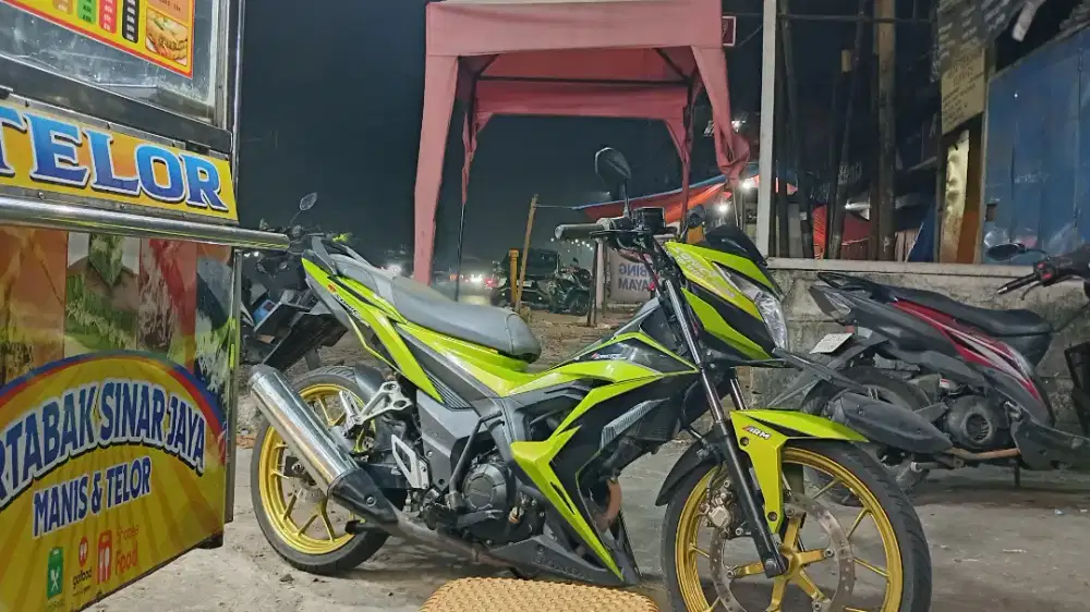 Honda sonic 150R