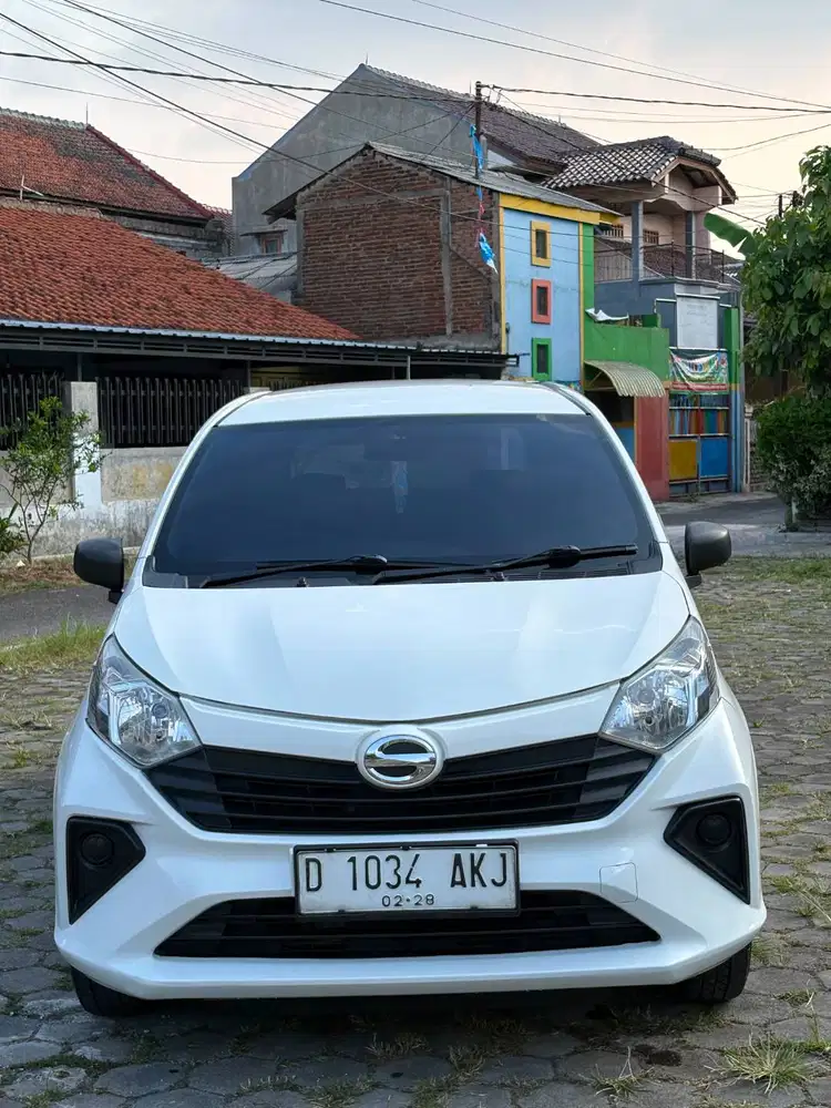 Daihatsu Sigra 1.0 D MT 2023