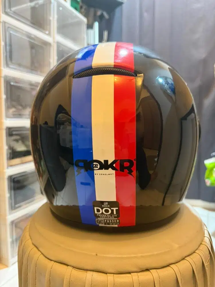 JP HELMET SIZE L