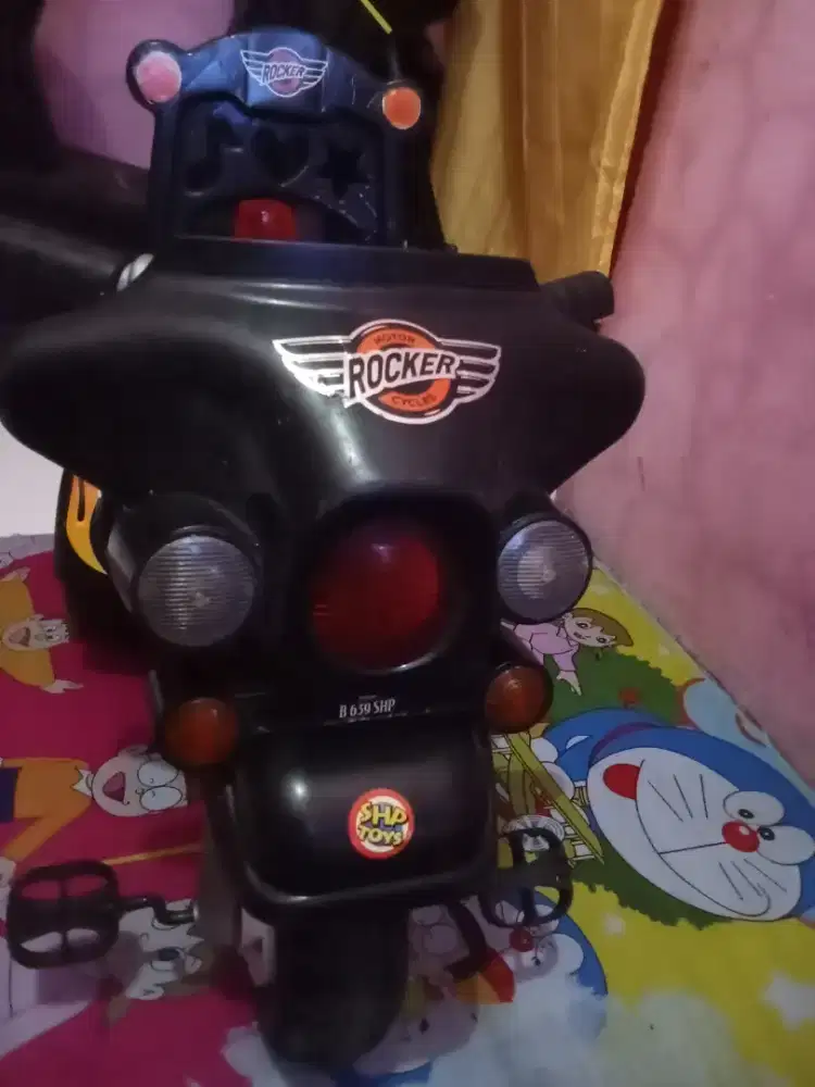 Mainan motor anak usia 1+
