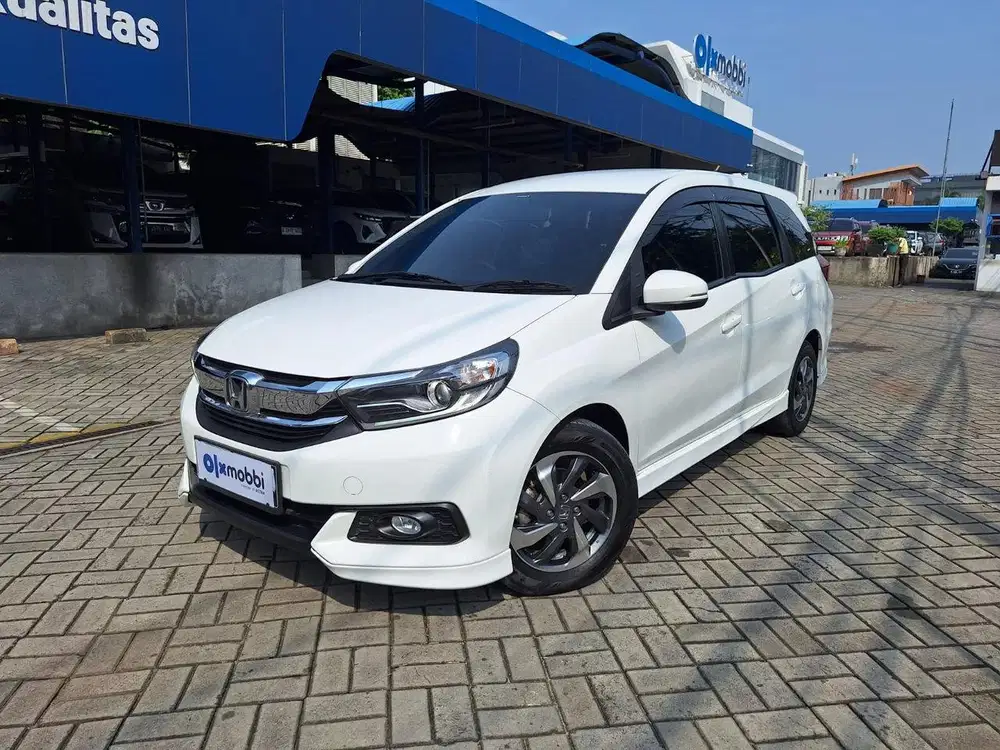 TDP 1 JUTA Honda Mobilio 1.5 E Bensin-MT 2021 Putih CYCFD