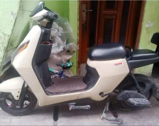 Jual sepeda wunifley D65 kondisi masih baru pemakaina belum ada 1 tahu