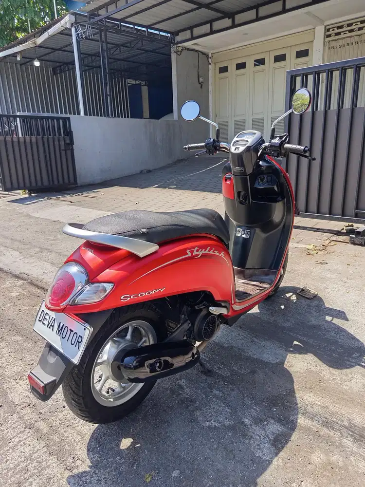 Scoopy 2019 merah Deva motor
