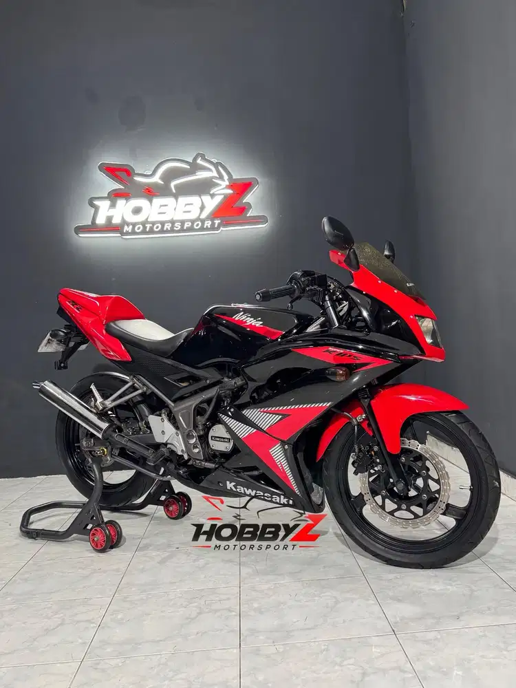 Kawasaki ninja zx 150 RR Red edition 2015 Full original