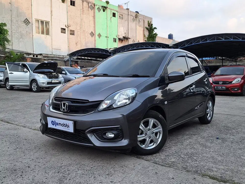 TDP 1 JUTA Honda Brio Satya 1.2 E Bensin-MT 2017 Abu-Abu CAGCD