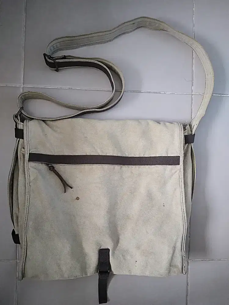 Tas selempang / kanvas / messenger bag