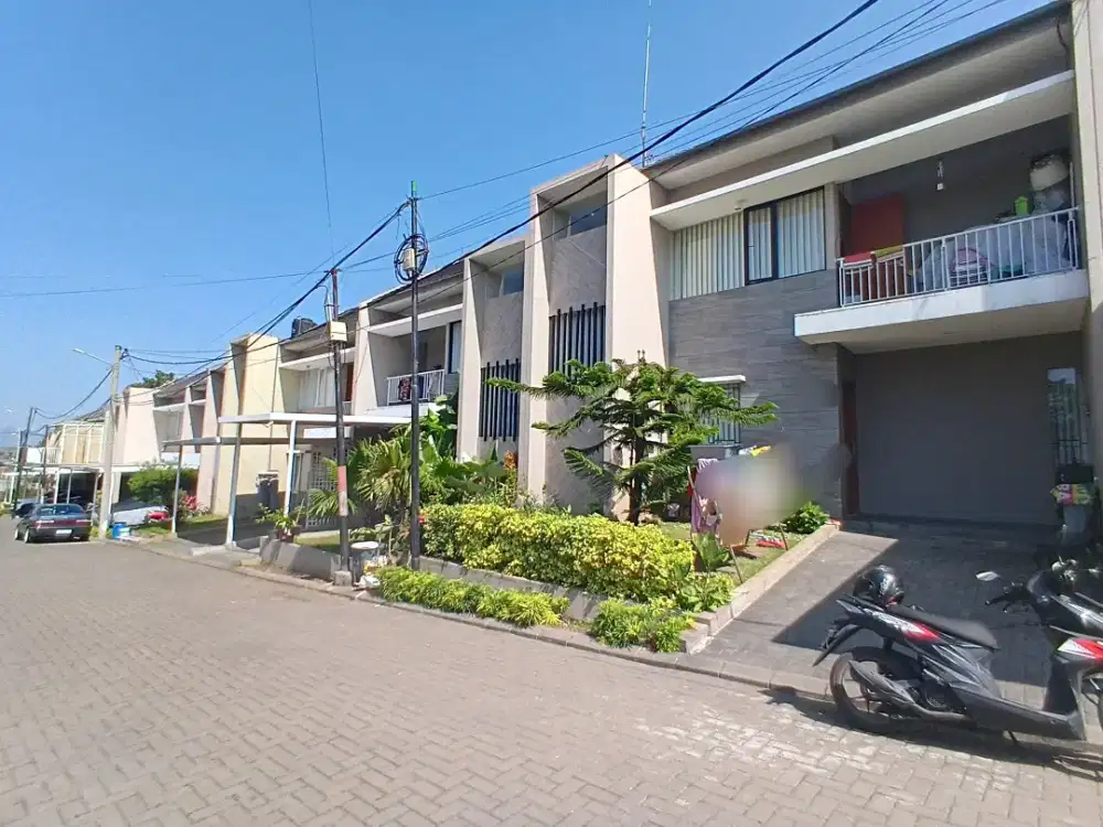 Jual cepat rumah 2 lantai lokasi pusat kota cimahi - Bandung