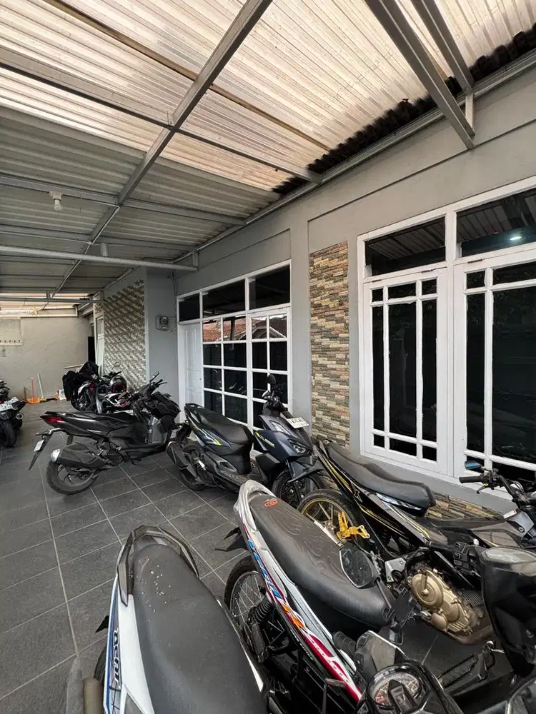 Rumah 2 lantai di pharmindo cocok untuk usaha konveksi