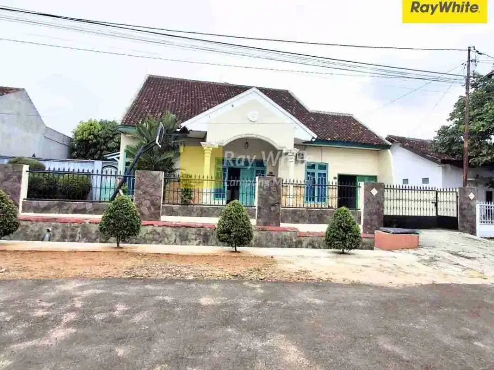 Rumah dekat Pintu Tol Itera
