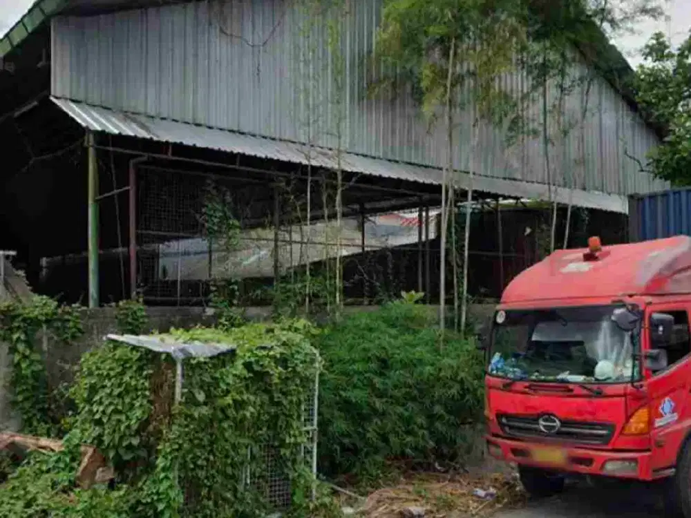 Jarang ada!  jual tanah 5,4 are ada bangunan gudang  di Jl.Utama Muding Mundeh Denpasar Barat Bali