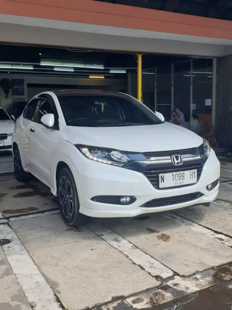 LANGKA HONDA HR-V PRESTIGE 1.8 CVT 2017 71K KM RECORD PAJAK PANJANG