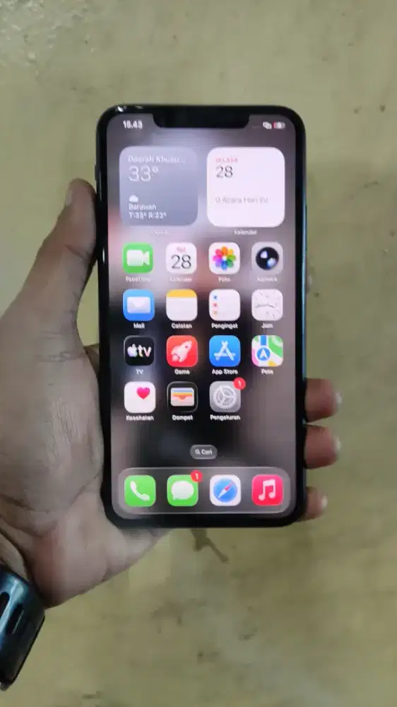iPhone 11 promax 256 ibox