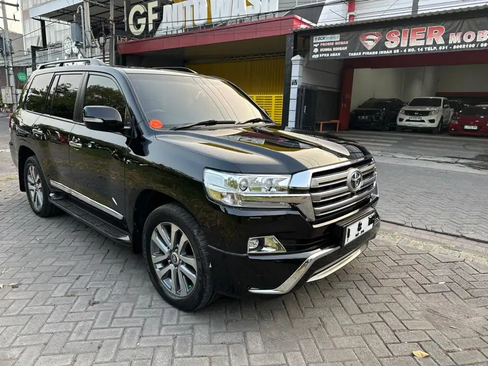 Toyota Land Cruiser VX 200 2017 Asli L Record Auto 2000