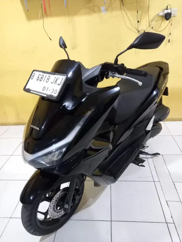Pcx new hitam glosy