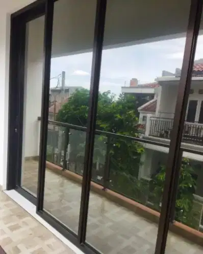 Outlet kaca film kantor stiker oneway rayban rumah & gedung apartment