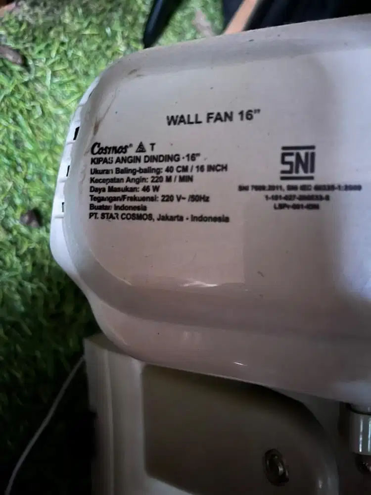 Kipas Angin Dinding COSMOS 16 inch