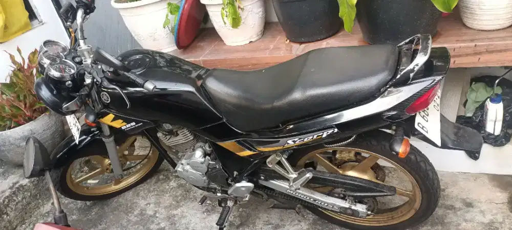 Yamaha Scorpio 2006 yg tangkinya lurus surat komplit