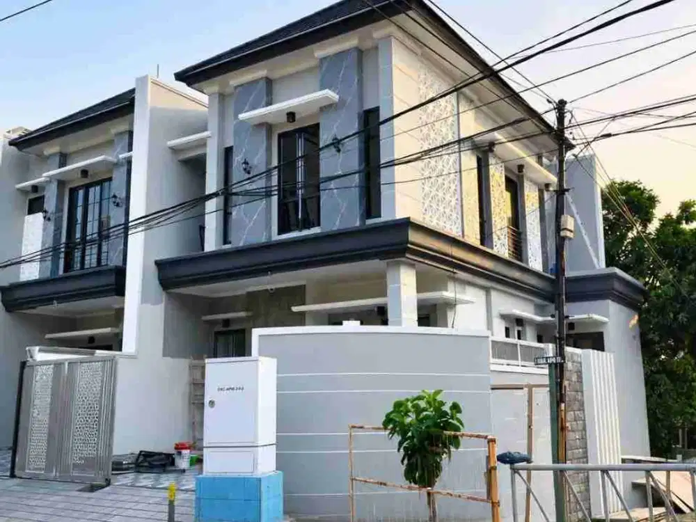 Baru Gress‼Perum Babatan Pantai dekat Grand Kenjeran*
American Clasic
Row 3 Mobil, Lebar 8