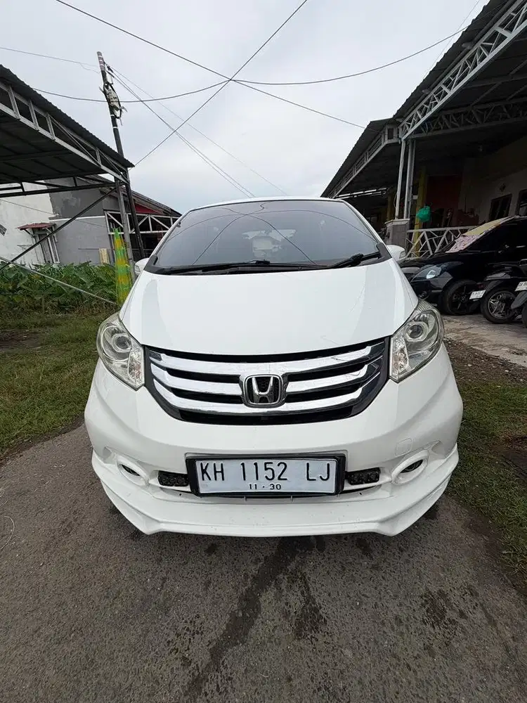 Honda Freed E PSD 2015 Matic