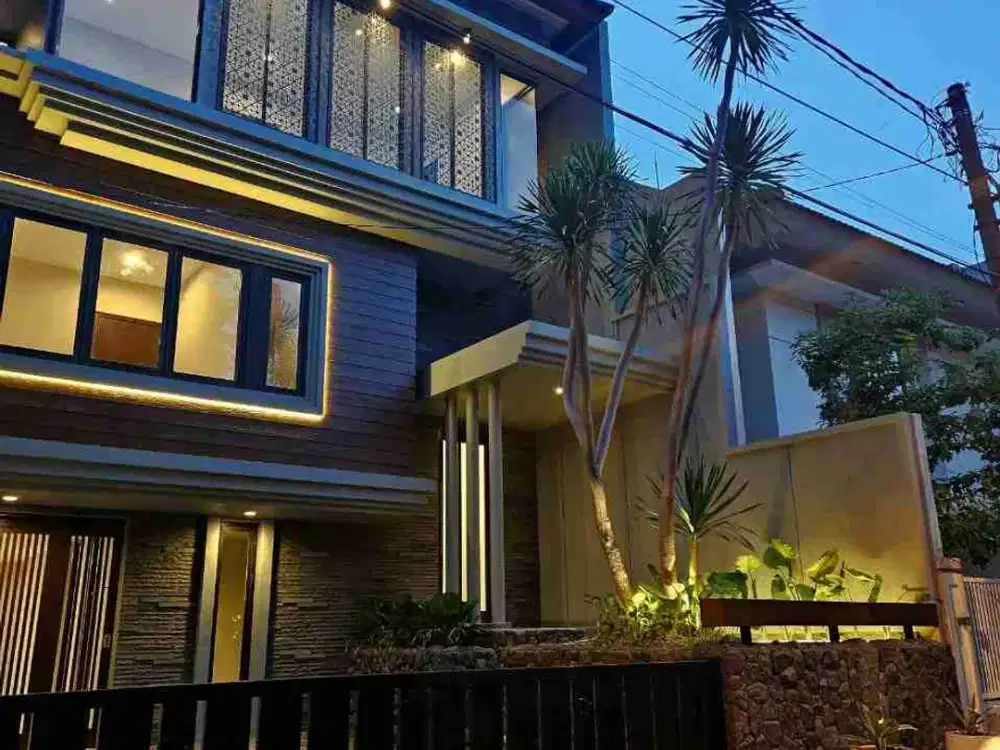 HOUSE FOR SALE ARAYA MODERN STYLE (3 lantai)