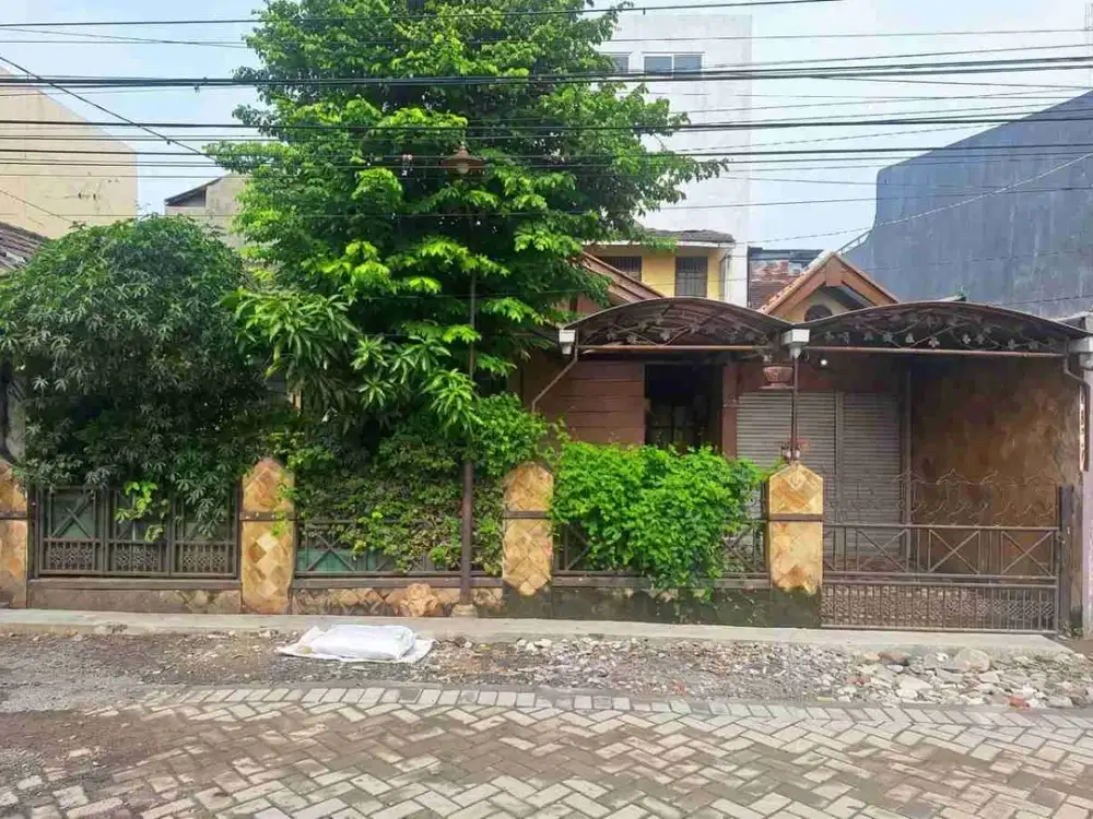 RUMAH DI TLOGOSARI KULON JL PARANG KLITIK RAYA PEDURUNGAN SEMARANG
